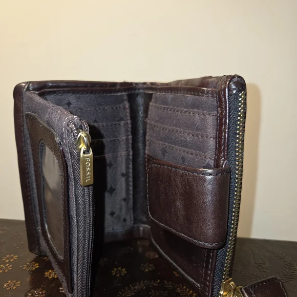 Fossil Brown and Tan Wallet - Picture 2 of 4